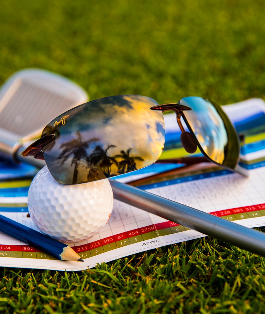 Découvrir une collection de lunettes de soleil de qualité pour hommes et  pour femmes sport pour le golf avec des verres polarisés et anti reflets  Maui jim - Opticien autour de moi
