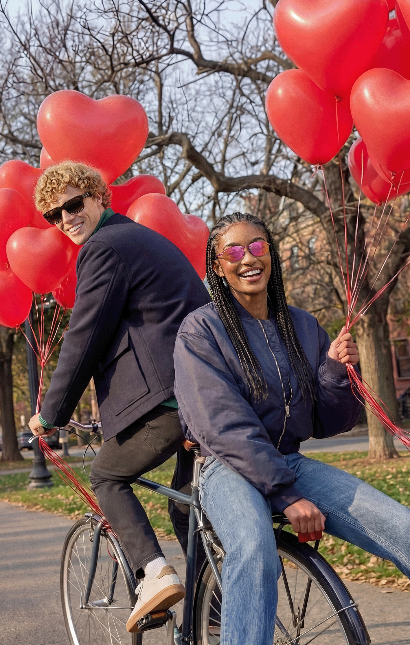 MADE TO SHARE THE VIEW