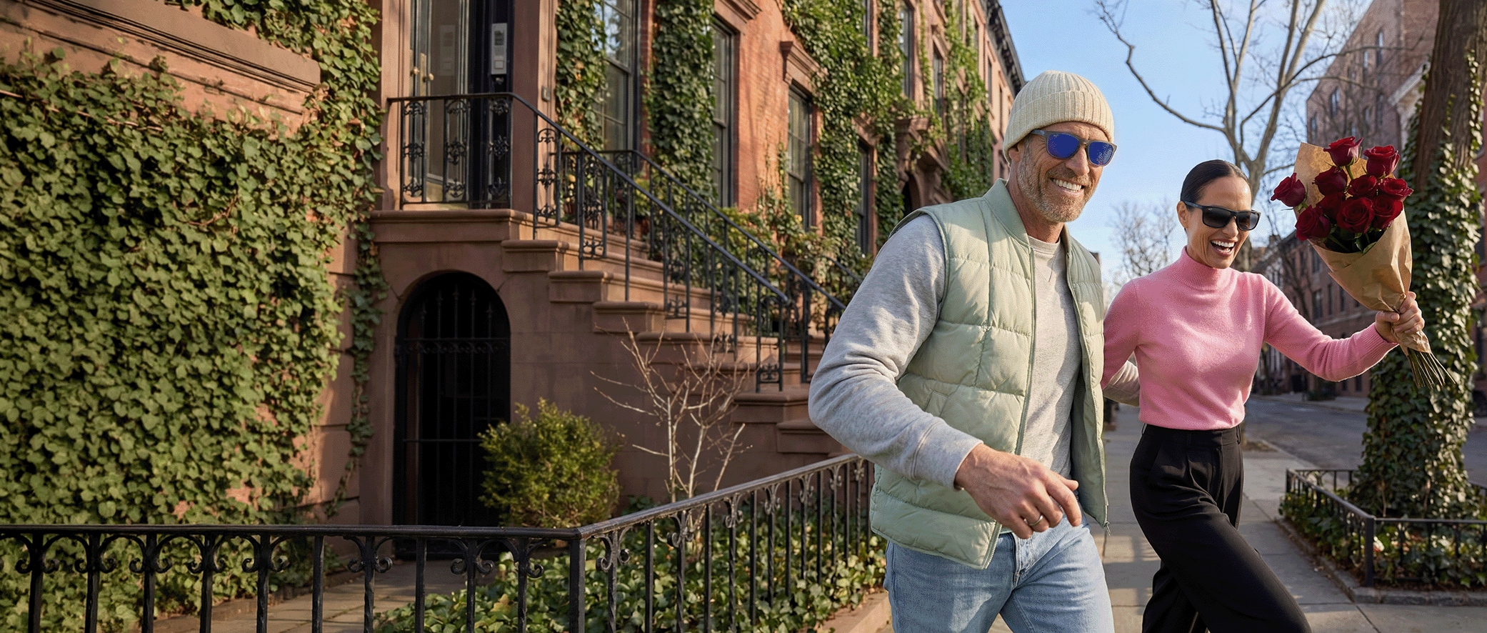 SHARED VIEWS, SHARED MOMENTS