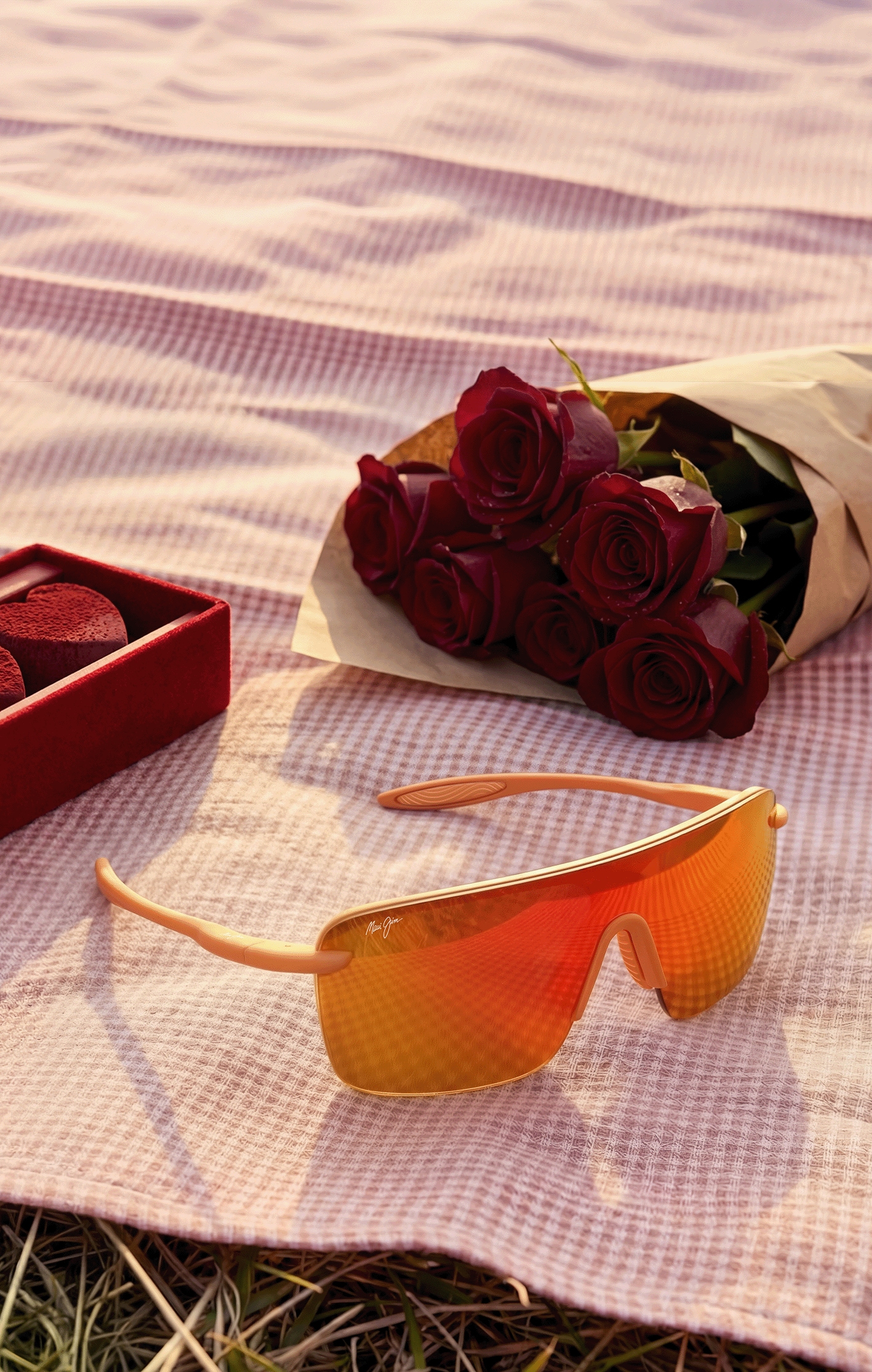 BETTER VIEWS, TOGETHER